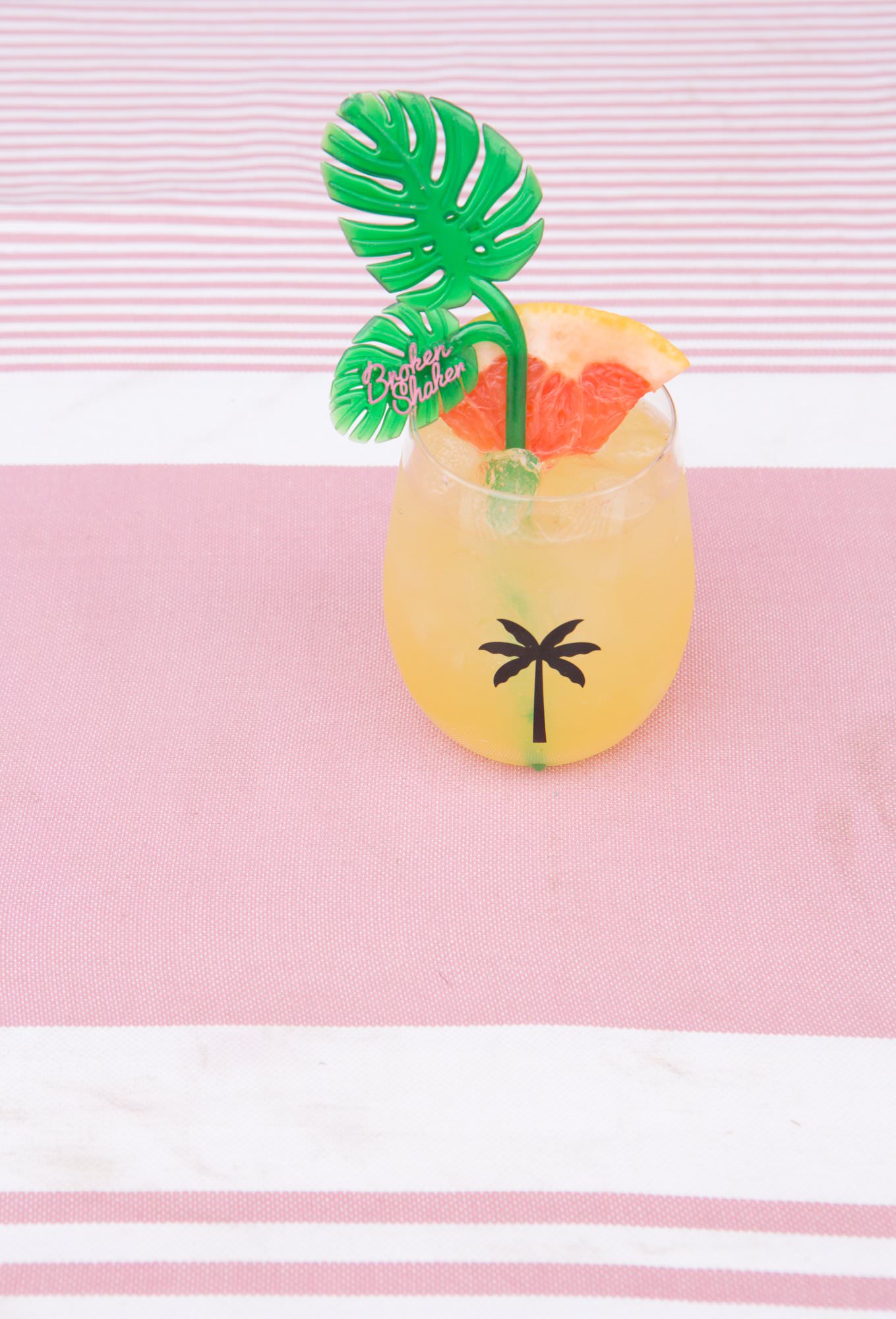 cocktail-broken-shaker